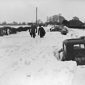 F. W. Reed Staff March 31st 1952 Main road between Biggin Hill and Westerham