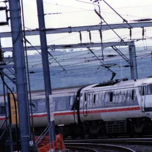 The first electric Intercity 225 passenger train arrives at Newcastle Central Station