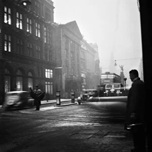 Fog scenes on The Strand in central London. 1st January 1951