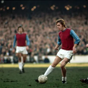 Harry Redknapp of West Ham United in action during the FA Cup Fourth Round Replay match