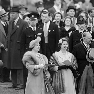 HRH Queen Elizabeth II with the Queen Mother at the 1954 Derby