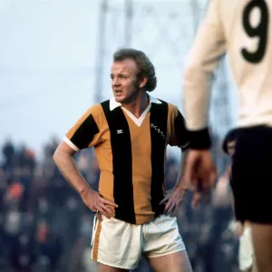 Hull City 3 v Plymouth Argyle 1. Billy Bremner in action. 20th November 1976