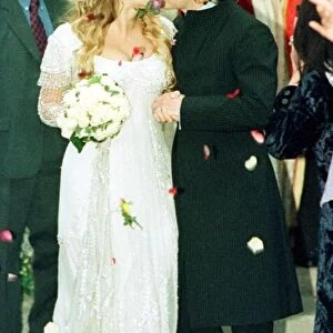 Kate Winslet actress marries Jim Threapleton Nov 1998 at All Saints Church in Reading
