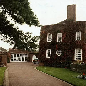Kenny Dalglishs house in Southport. December 1988