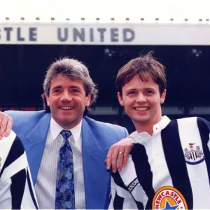 Kevin Keegan posing with Geordie favourites Ant and Dec. circa 01 / 08 / 96