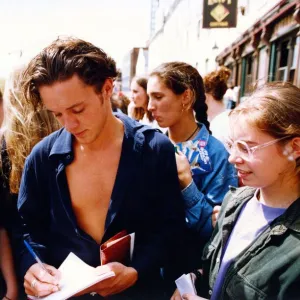 July Jigsaw Puzzle Collection: 21 Jul 1994