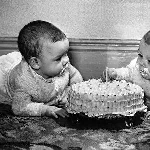 LifeOs a piece of cake now First birthday for two gurgling babies