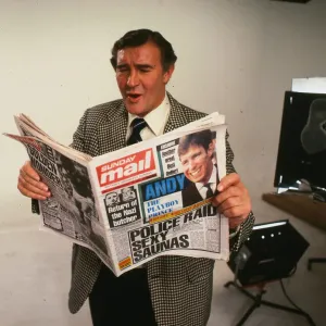 Malcolm Allison football manager March 1983 Holding copy of Sunday Mail *** Local