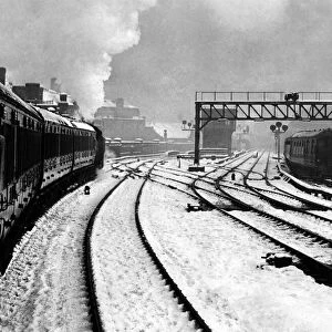 The Manchester winter wonderland in December 1950. The railways could keep going when