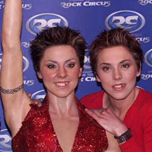 Mel C December 1999 of the Spice Girls with her waxwork in Madam Tussauds