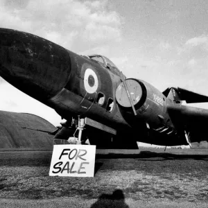 R.A.F.-Flugzeuge aus dem Museum in Colerne im Wiltshire verkaufen