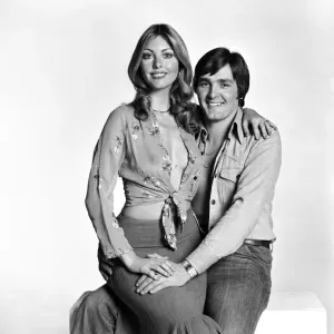 Young Lovers Print, Daily Mirror Studio, April 1975 (00059) Young Lovers Print, Daily Mirror Studio, April 1975 (00059)