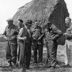 Men of the Local Defence Volunteers Print, 26th May 1940 Men of the Local Defence Volunteers Print, 26th May 1940