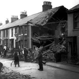Bomb Damage in Bridlington WW2 Print (00205) Bomb Damage in Bridlington WW2 Print (00205)