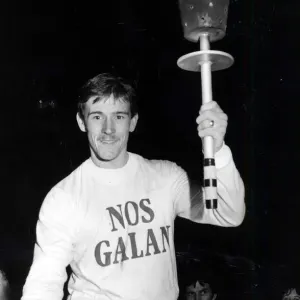 Nos Galan Races Print: Commemorating Guto Nyth Bran's Legacy Nos Galan Races Print: Commemorating Guto Nyth Bran's Legacy