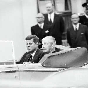 La visite du président américain John F Kennedy et de son épouse Jackie à Londres, en Angleterre. La visite du président américain John F Kennedy et de son épouse Jackie à Londres, en Angleterre.