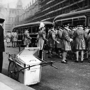 Westminster Road Sweeper's Royal View Print 1953