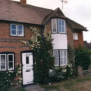 Cantante Eric Clapton Casa Farview The Green Ripley Surrey Dbase A©Mirrorpix Cantante Eric Clapton Casa Farview The Green Ripley Surrey Dbase A©Mirrorpix