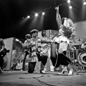Elton John and Kiki Dee on Stage, Bradford 1976 Print Elton John and Kiki Dee on Stage, Bradford 1976 Print