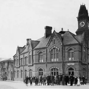 Le officine di gas di Cheltenham intorno agli anni '20. Le officine di gas di Cheltenham intorno agli anni '20.
