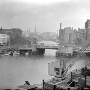 Il porto galleggiante e il molo di Redcliffe, Bristol negli inizi degli anni '60 Ora disponibile per lo sviluppo. Il porto galleggiante e il molo di Redcliffe, Bristol negli inizi degli anni '60 Ora disponibile per lo sviluppo.