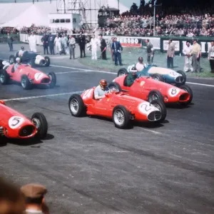 La Gran Premio Británico se celebró en Silverstone, Northamptonshire. La Gran Premio Británico se celebró en Silverstone, Northamptonshire.