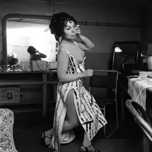 Cleo Laine Backstage Print, Theatre Royal Bath 1964 Cleo Laine Backstage Print, Theatre Royal Bath 1964