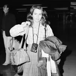 Koo Stark, Actriz en el Aeropuerto de Londres Heathrow, Jueves 22 de diciembre de 1983. Koo Stark, Actriz en el Aeropuerto de Londres Heathrow, Jueves 22 de diciembre de 1983.