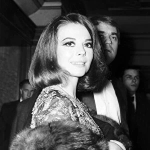 Natalie Wood arriving for the premiere of Night Of The Generals