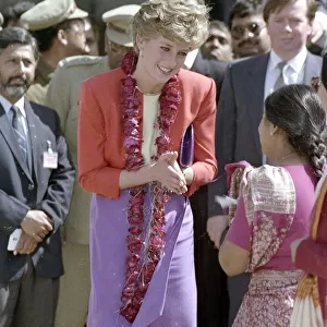 Prince Charles and Princess Diana visit India between 10th and 15th February 1992