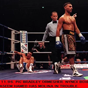 Prince Naseem Hamed Boxer and WBO Featherweight Champion walks towards his own corner