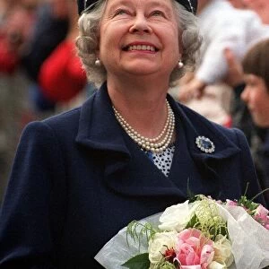 Queen Elizabeth II on walkabout in Dundee, June 1998