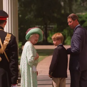 Queen Mother Birthdays August 1995 On her 90th Birthday outside Clarence House