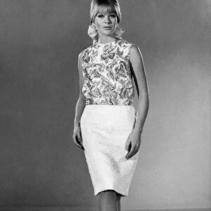 Reveille Fashions 1965: Marilyn Rickards. December 1965 P006734