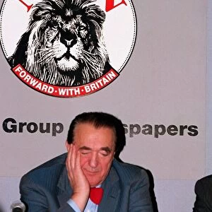 ROBERT MAXWELL AT MIRROR GROUP NEWSPAPERS PRESS CONFERENCE - 1991