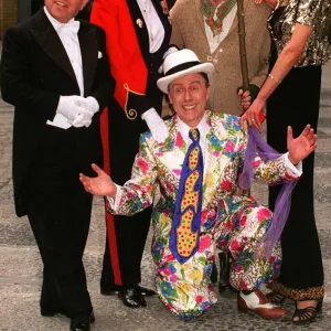 Ronnie Corbett John Inman Martie Caine and Mike Yarwood actor actress