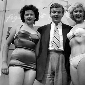 Ruislip Lido - Marilyn - Venus Contest. Benny Hill (famous comedian