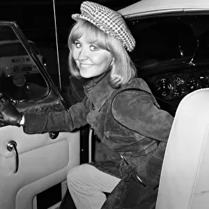 Scottish singer Lulu pictured at Heathrow Airport. 16th January 1970