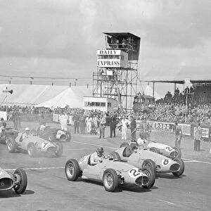 The start of the 1953 British Grand Prix at Silverstone Sport Motorsport Formula