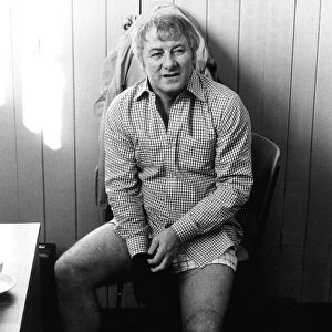Tommy Docherty 1980 Leg injured after attack by yobs on a train