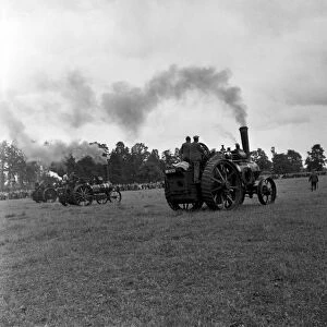Traction-Engine Derby race. June 1952 C2871