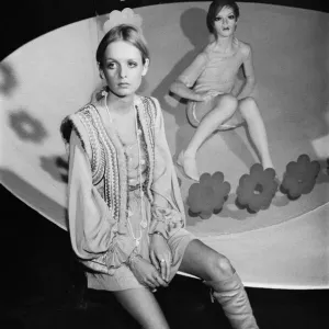 Twiggy with Waxwork, Madame Tussauds Print, London 1967. Art