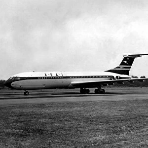 The Vickers VC10 making its first taxi test on the runway at the Vickers Airfield