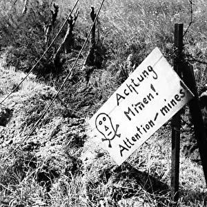 Warning of German minefield found by Canadian soldiers on arrival in France