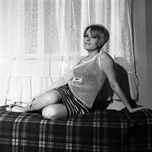Wendy Richard March 1966 actress aged 21 Glamour pose on a bed SMW scan