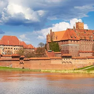Heritage Sites Collection: Castle of the Teutonic Order in Malbork