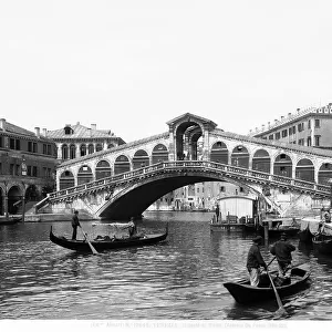 Bridges Cushion Collection: Rialto Bridge, Venice