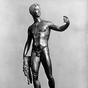 Jason, bronze statuette by Baccio Bandinelli, in the Museo Nazionale del Bargello, Florence