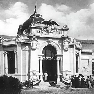 The Pavilion of the Tobacco Manufacturers at an Exposition: main entrance