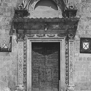 Portal of the church of Santa Maria delle Lacrime in Trevi, sculpted by Giovanni di Gian Pietro da Venezia